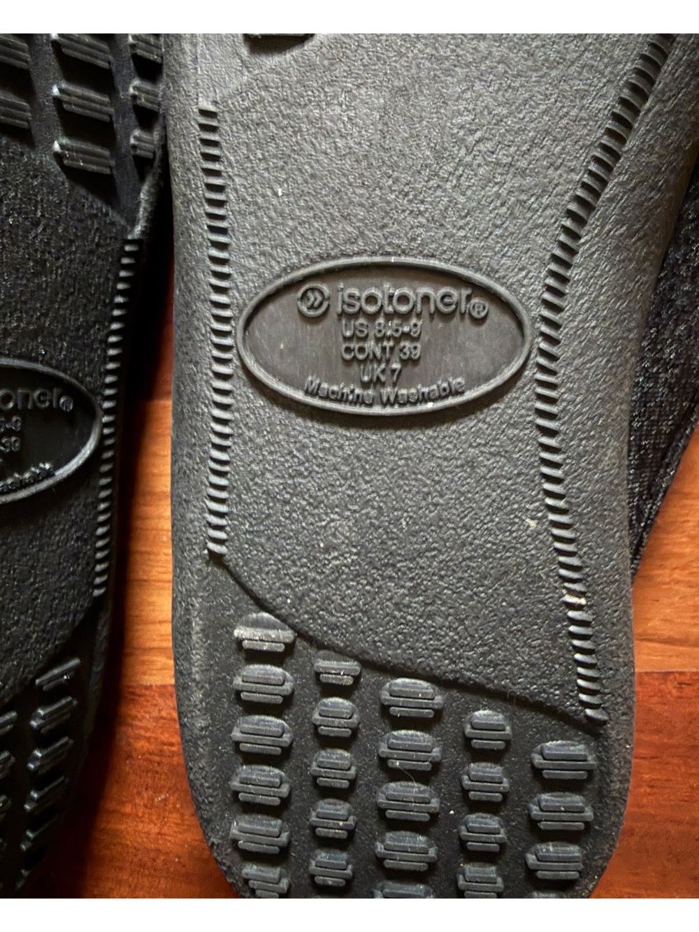 Isotoner Black Metallic Sparkle House Slippers with Bows – fits US 8.5-9 - Picture 5 of 5